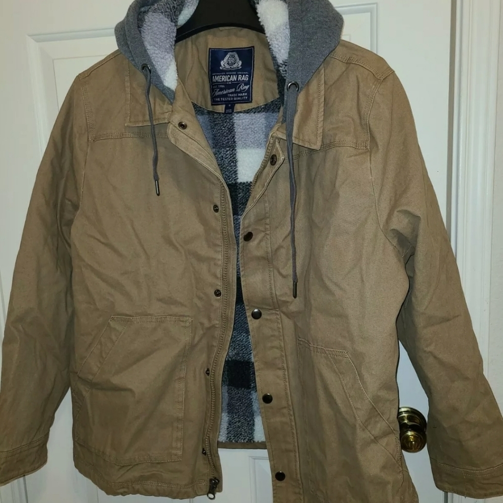 American Rag Sherpa Lined Dull Gold Men's Softshel